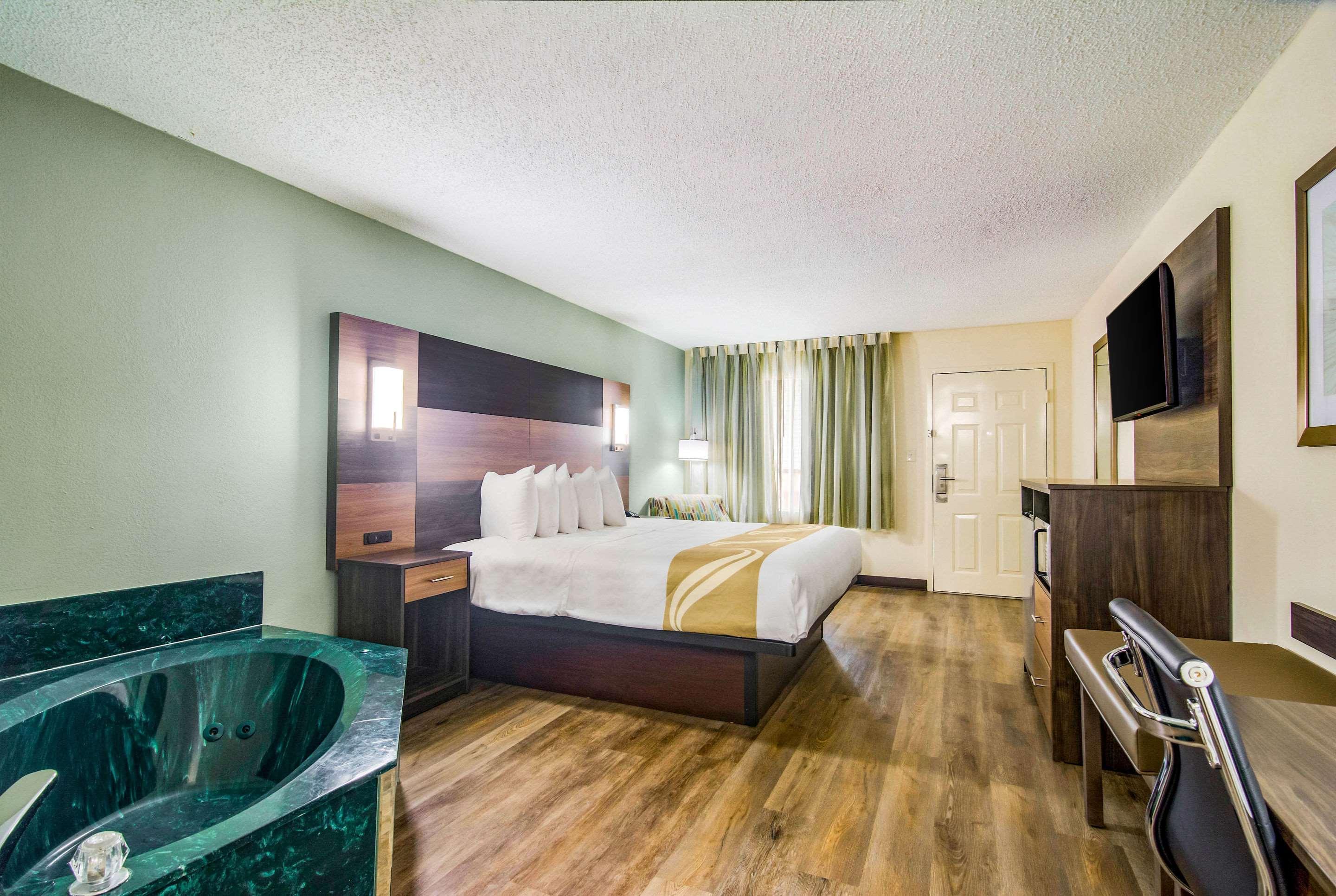 Quality Inn & Suites Lake City Exteriér fotografie